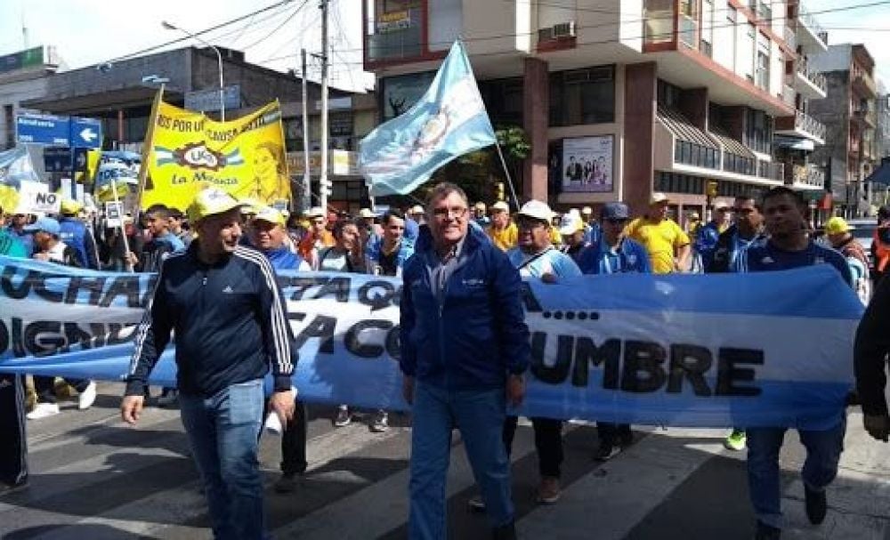 La UOM Matanza denuncia que empresas extorsionan trabajadores para romper la cuarentena
