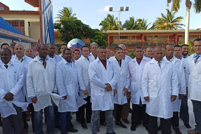 Médicos cubanos en Italia para combatir el coronavirus (vídeo) – La otra Andalucía
