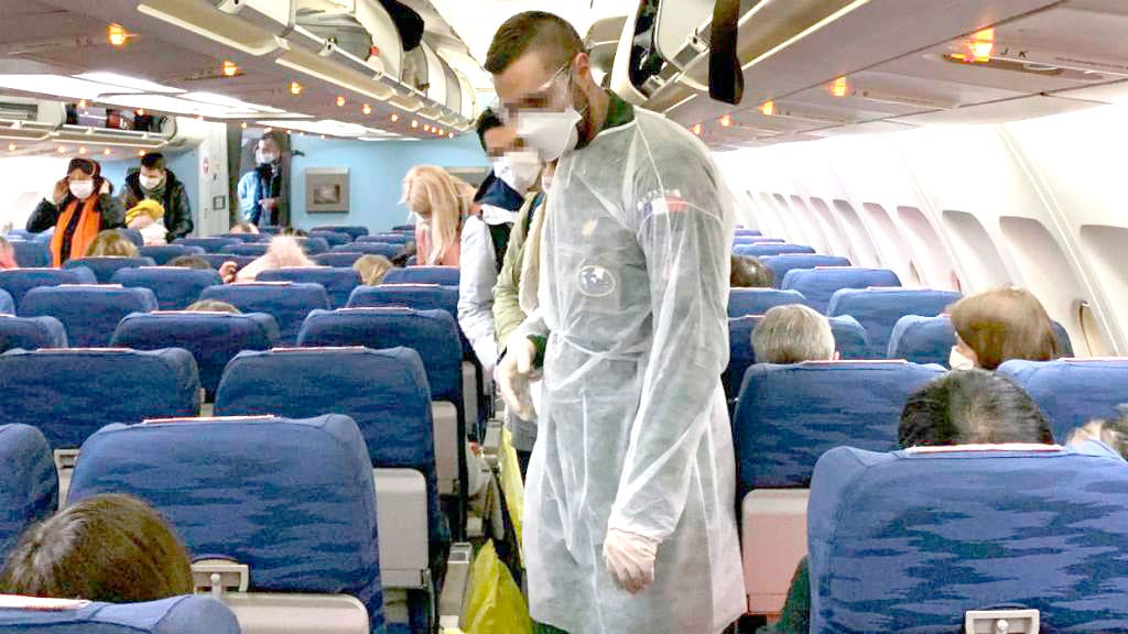 Dos aeronavegantes se contagiaron de Coronavirus en los vuelos de repatriación