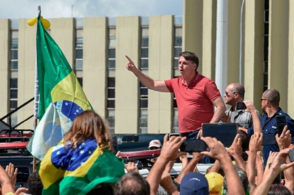 Bolsonaro participa en una manifestación a favor de un golpe militar – La otra Andalucía