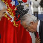 Chile. Funaron (Escracharon) a Piñera y el ministro Mañalich en la puerta de un hospital /Represión y varios detenidos