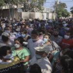 El Salvador. Continúan las protestas contra Bukele por la falta de asistencia a sectores humildes /Gobierno pide ahora ayuda médica a Cuba