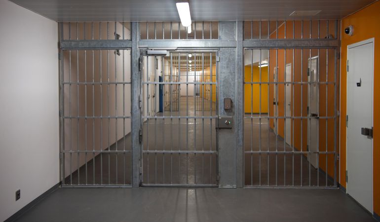 Más de 200 positivos en las cárceles según fuentes oficiales – La otra Andalucía