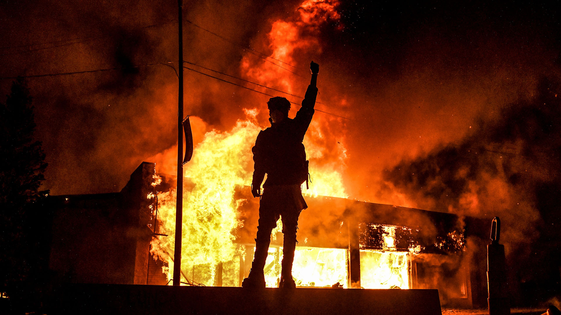 Las protestas en Minneapolis, Minnesota, fueron las más violentas (Chandan KHANNA / AFP)