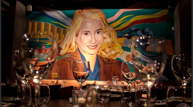 Del Perón-Perón al Santa Evita: otro escándalo en restaurantes que usan la cultura peronista