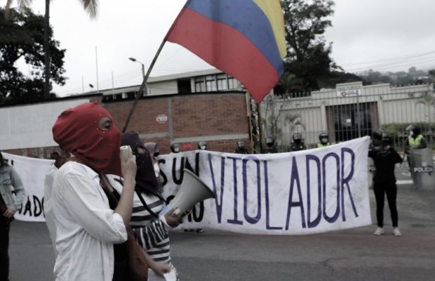 Colombia. Plantón feminista fue reprimido con violencia en Bucaramanga