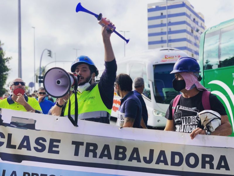 Más de un millar de trabajadores se movilizan para pedir más carga de trabajo – La otra Andalucía