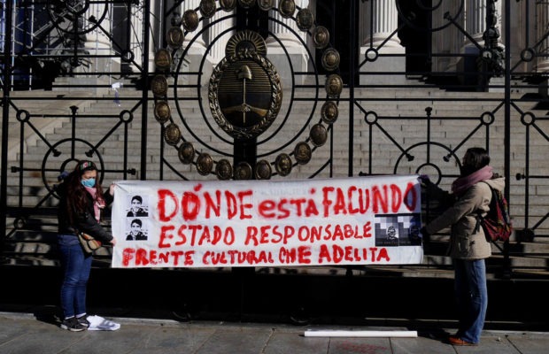 Argentina. El Frente Cultural Che Adelita salió a la calle a gritar «¿Dónde está Facundo /Estado responsable» (video+fotos)