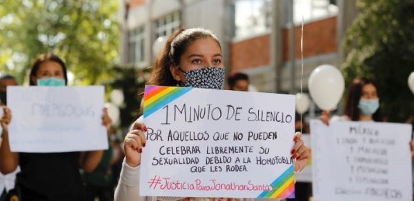 México. Protestan en Jalisco y Ciudad de México por asesinato de activista LGBTTI en Zapopan