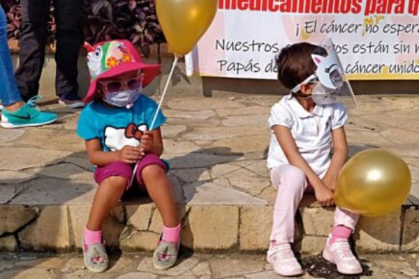 México. El desabasto, una condena para niños con cáncer