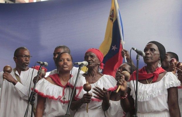 Venezuela. Chavismo, afropolítica y afrosocialismo /Aportes para un proyecto anticolonial/Decolonial
