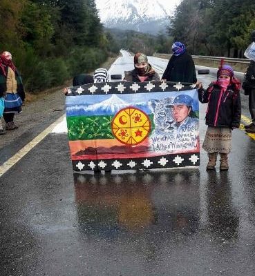 Nación Mapuche. Bariloche. Desde el Movimiento de Mujeres Indígenas por el buen Vivir, denunciamos la violencia de la derecha Fascista y Racista