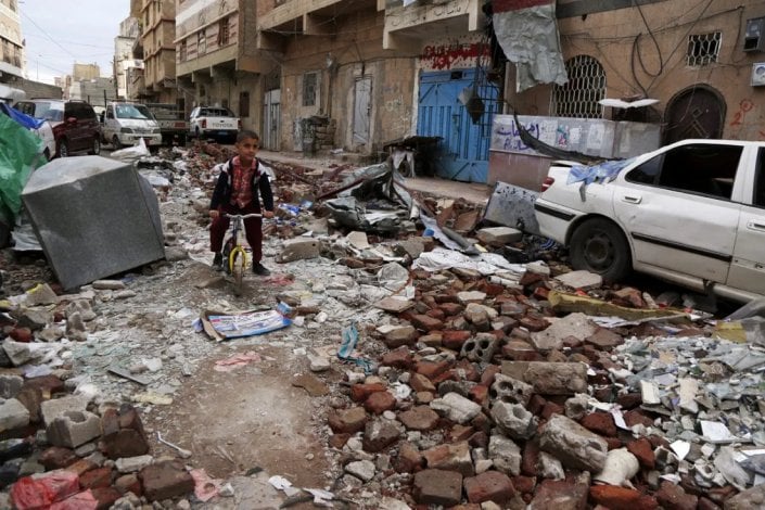 Los ataques aéreos sauditas continúan matando a civiles en Yemen – La otra Andalucía