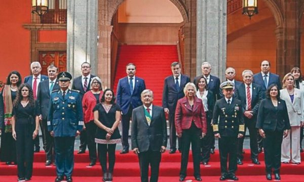 México. El de AMLO, un gobierno  de “fifís”