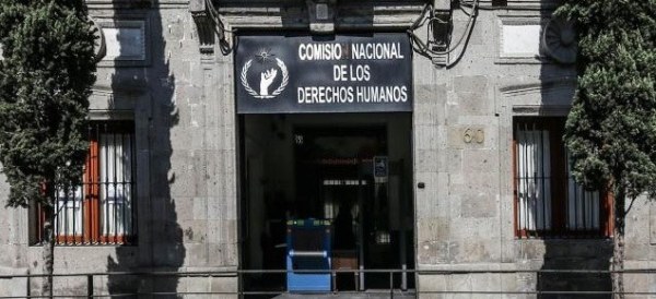 México. Familiares de desaparecidos «toman» sala de la CNDH
