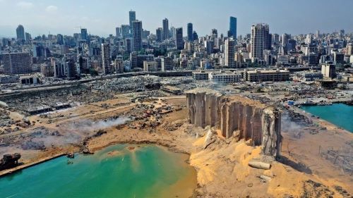 Líbano. Director del puerto de Beirut alerta sobre sustancias explosivas restantes en esa área