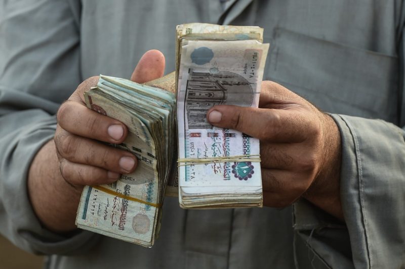 Egipto: Nuevo préstamo de 2.000 millones de dólares. La deuda externa supera los 111.000 millones