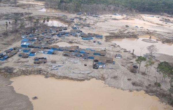 Perú. ¿Cómo reparar el impacto de los pasivos ambientales en los Pueblos Indígenas?