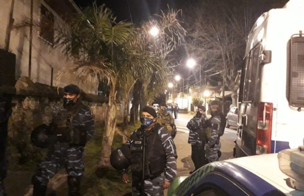 Argentina. La «maldita policía» en acción: Heridos y detenidos en desalojo a 300 familias en Ciudad Evita /Tambien desalojaron otra toma en San Fernando
