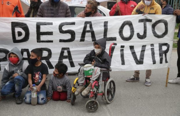 Argentina. Sin soluciones aún en la toma de Guernica a pesar de la reunión de la «mesa de diálogo»