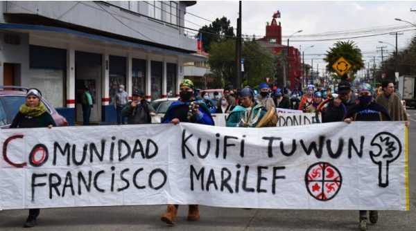 Nación Mapuche.Manifestación en Pitrufken contra la violencia hacia la comunidad Francisco Marilef, Karilafken