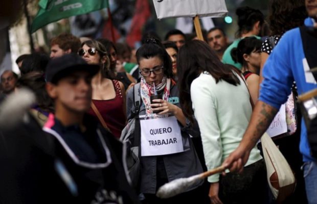 Argentina. Mercado laboral en tiempo de pandemia: 46 Bomboneras de nuevos desempleados