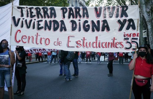 Argentina. Marcha en Buenos Aires en defensa de la recuperación de tierras, contra la represión de Berni y por justicia para Facundo Castro