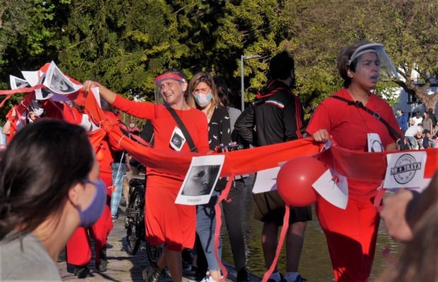 Argentina. Marchando y cantando contra la Trata en Parque Centenario /Acción del Frente Cultural Che Adelita (fotos)