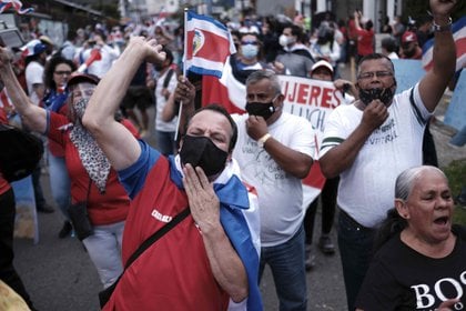 Persisten protestas en Costa Rica contra eventual acuerdo con el FMI -  Infobae