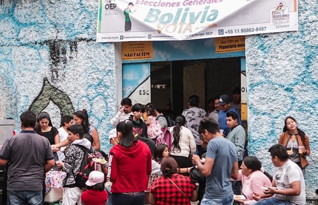 Brasil. La mitad de lxs bolivianxs no podrán votar, advierte Comité