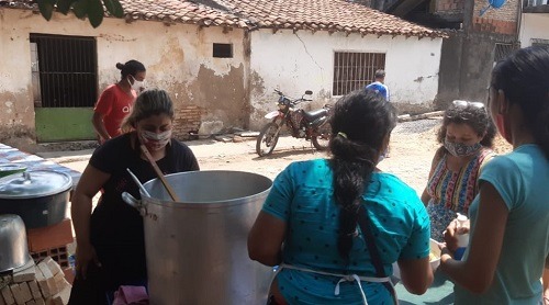 Paraguay. Gobierno deja sin insumos a Ollas Populares que alimentan a 12 mil personas
