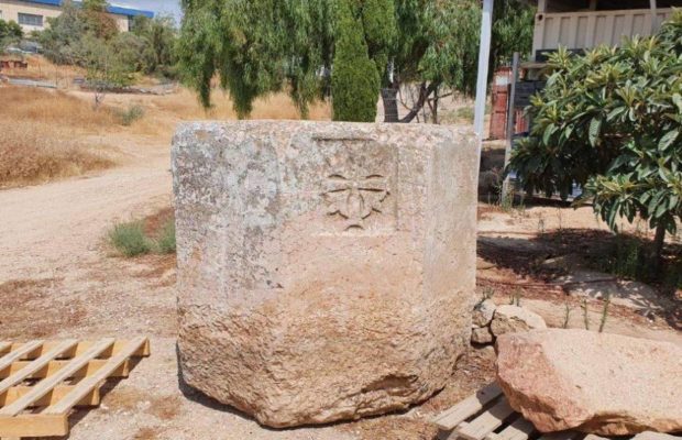 Palestina. Solicita a UNESCO que presione a la ocupación israelí para que devuelva una histórica fuente bautismal recientemente robada por Israel