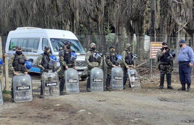 Nación Mapuche. Importante despliegue de fuerzas de seguridad y dispositivos federales en Villa Mascardi