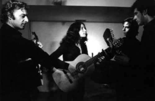 Chile: La canción política como método de supervivencia: La historia de ¡Karaxú! el grupo musical del MIR