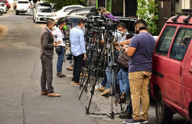 El Salvador. Asamblea Legislativa determina que es habitual la violación del derecho de libertad de expresión y prensa
