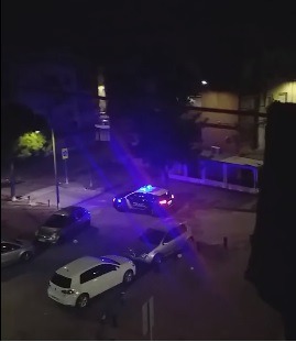 Málaga: La Policía retransmite durante el toque de queda "cualquier delito, incluyendo el asesinato, sera legal" (vídeo)