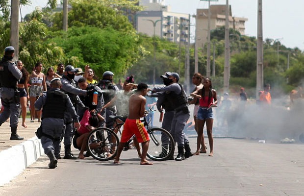 Brasil. Desalojo de familias que vivían en situación precaria debajo de un puente genera represión y enfrentamientos en São Luís, Maranhão