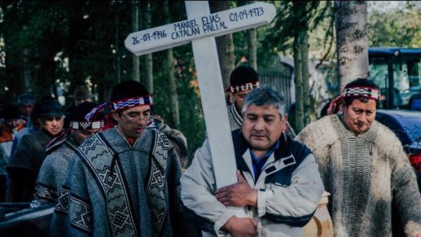 Nación Mapuche. Relatos a Contraluz: La fotografía como ejercicio de memoria en Derechos Humanos