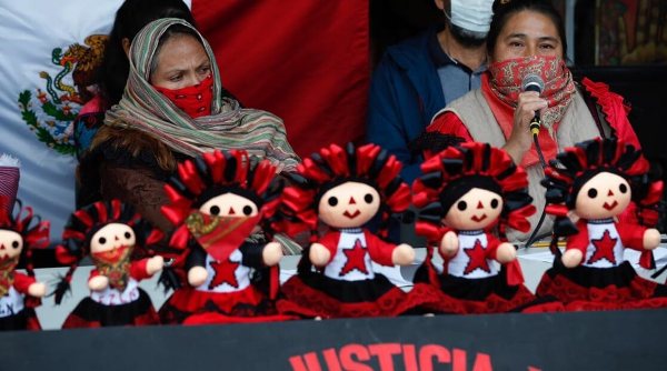 México. Autoridades simulan mesas de diálogo y buscan dividir a la comunidad, denuncian otomís en el INPI