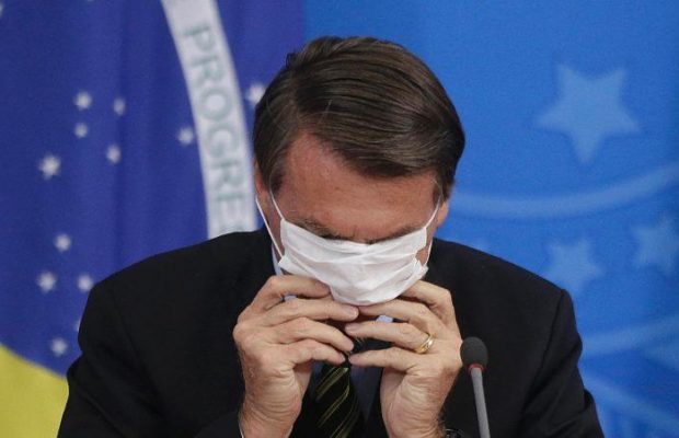 Brasil. Bolsonaro insiste en afirmar que la mejor estrategia contra la pandemia «es contagiarse el virus»