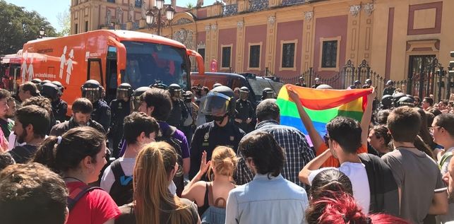 Sevilla: Recaudación para las procesadas en la movilización contra el autobús tránsfobo