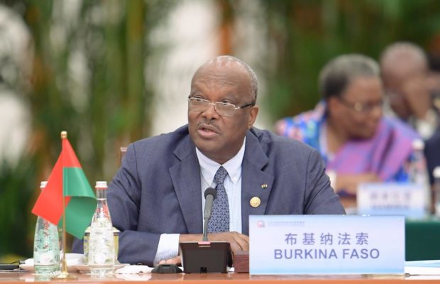 Burkina Faso. Presidente burkinabés incluye a opositor en el gobierno
