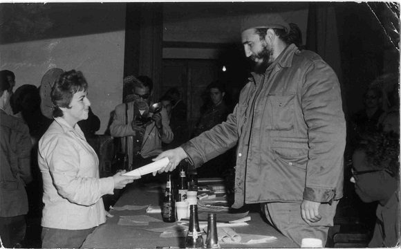 Cuba. Fidel hace 60 años: La Revolución resolvió, para siempre, el dilema del maestro