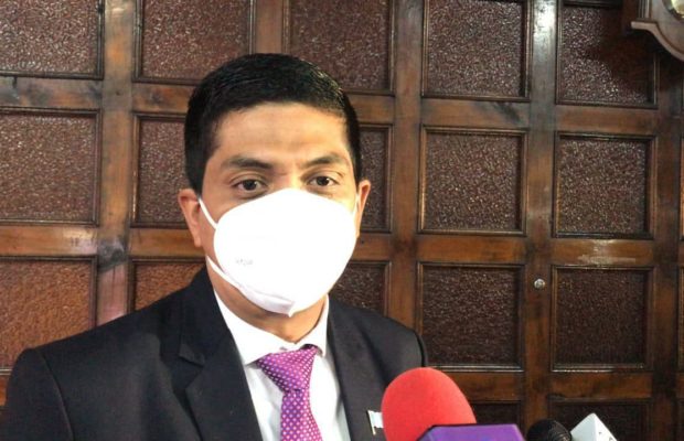 Guatemala. Allanamientos y órden de captura contra Mynor Moto // Consejo de la Carrera Judicial busca protegerlo