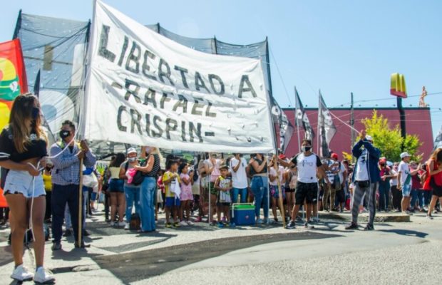 Argentina. Cortes de ruta para exigir la libertad del militante popular Rafael Crispín