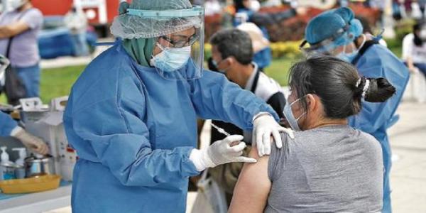 Perú. Vacunación nacional contra el COVID, una verdadera odisea