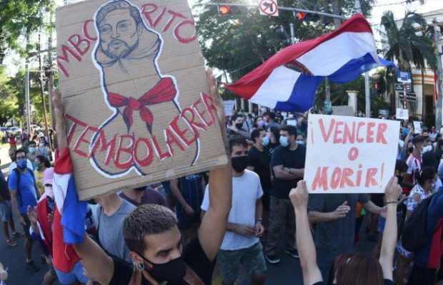 Paraguay. Exigen renuncia de Abdo Benítez en la tercera jornada de protestas