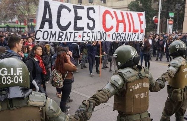 Chile. Estudiantes constituyentes: A 20 años del mochilazo