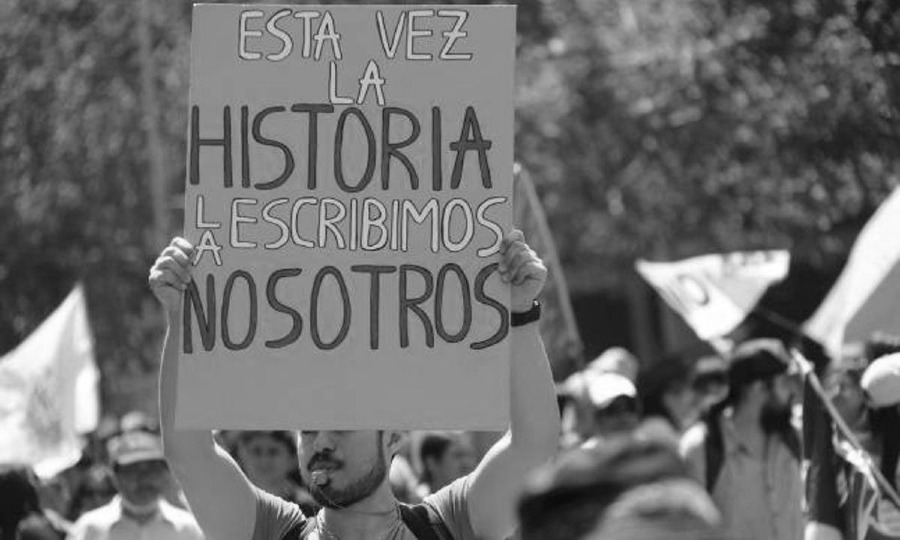 chile nueva constitucion manifestacion la-tinta