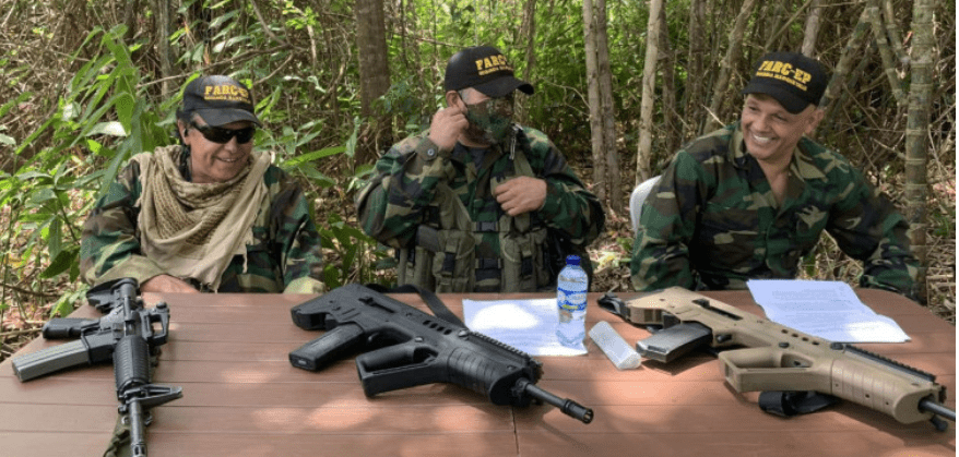 Colombia: Segunda Marquetalia anuncia unidad guerrillera con Comandos Bolivarianos de Frontera ante incumplimiento del acuerdo de paz por parte del Estado